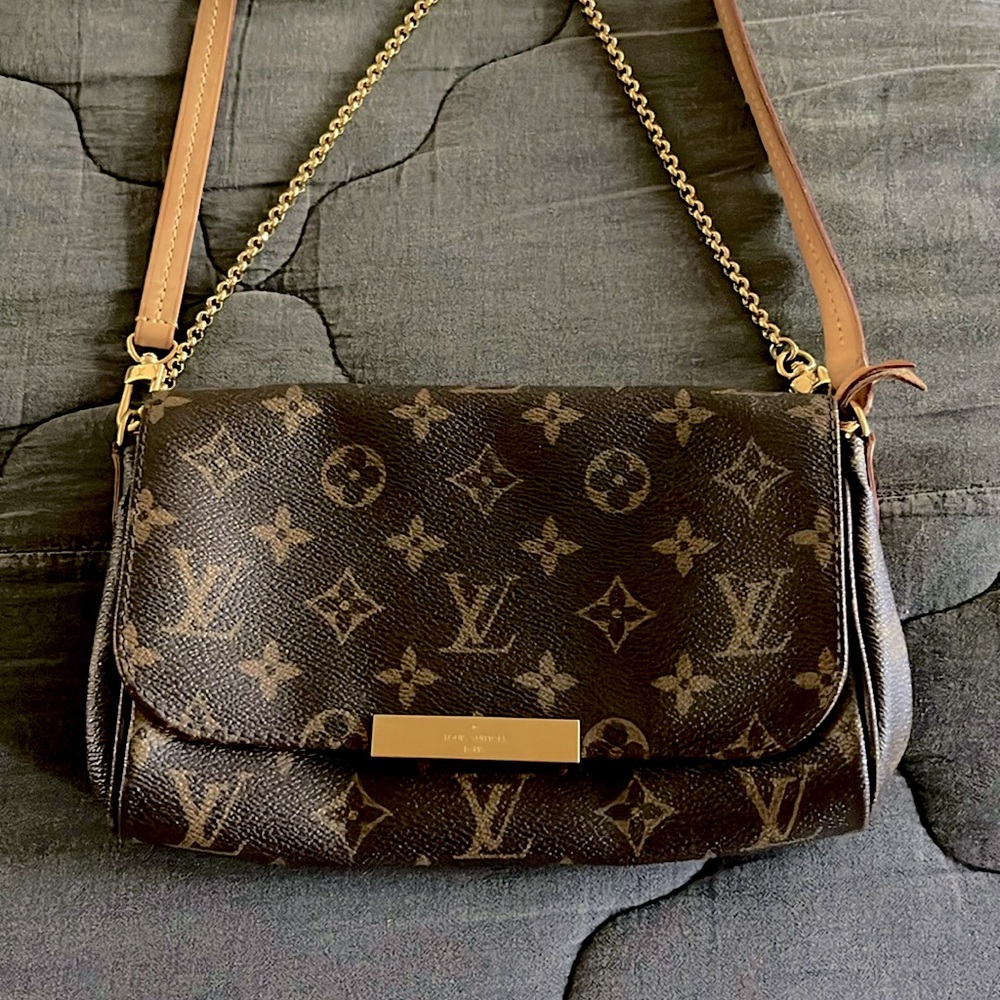 Louis Vuitton Favorite PM